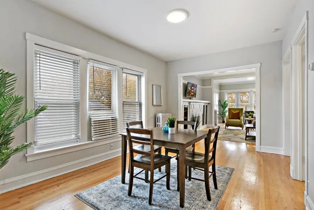 $2,575 | 2109 West Eastwood Avenue, Unit 3F, Chicago, IL 60625