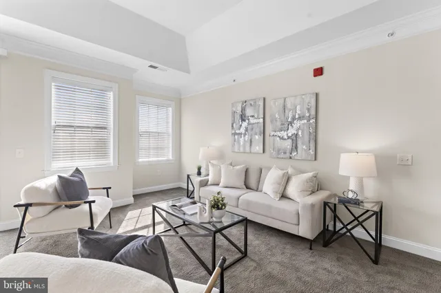 $435,000 | 15201 Royal Crest Drive, Unit 407, Haymarket, VA 20169