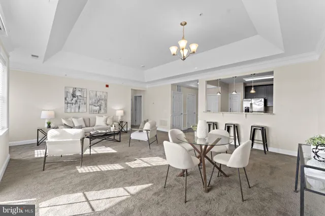 $435,000 | 15201 Royal Crest Drive, Unit 407, Haymarket, VA 20169