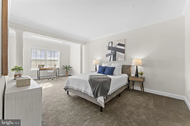 $435,000 | 15201 Royal Crest Drive, Unit 407, Haymarket, VA 20169