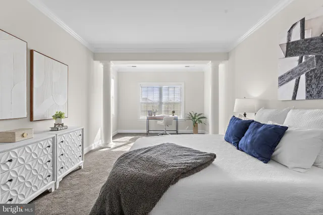 $435,000 | 15201 Royal Crest Drive, Unit 407, Haymarket, VA 20169