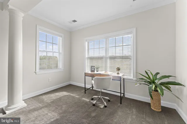 $435,000 | 15201 Royal Crest Drive, Unit 407, Haymarket, VA 20169