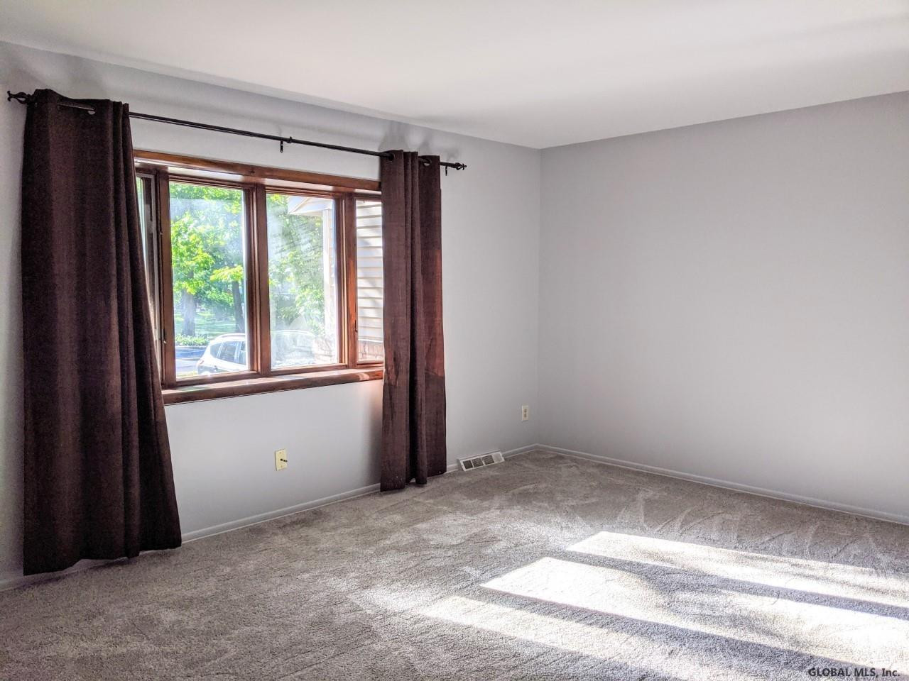 119 Vly Road Colonie, NY 12205 - Photo 4 of 25 Photo 4