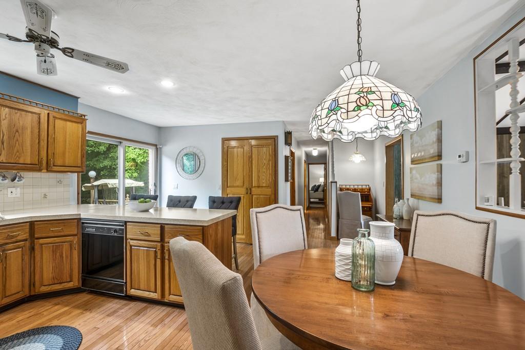 119 Foddering Farm Road Narragansett, RI 02882 - Photo 6 of 29