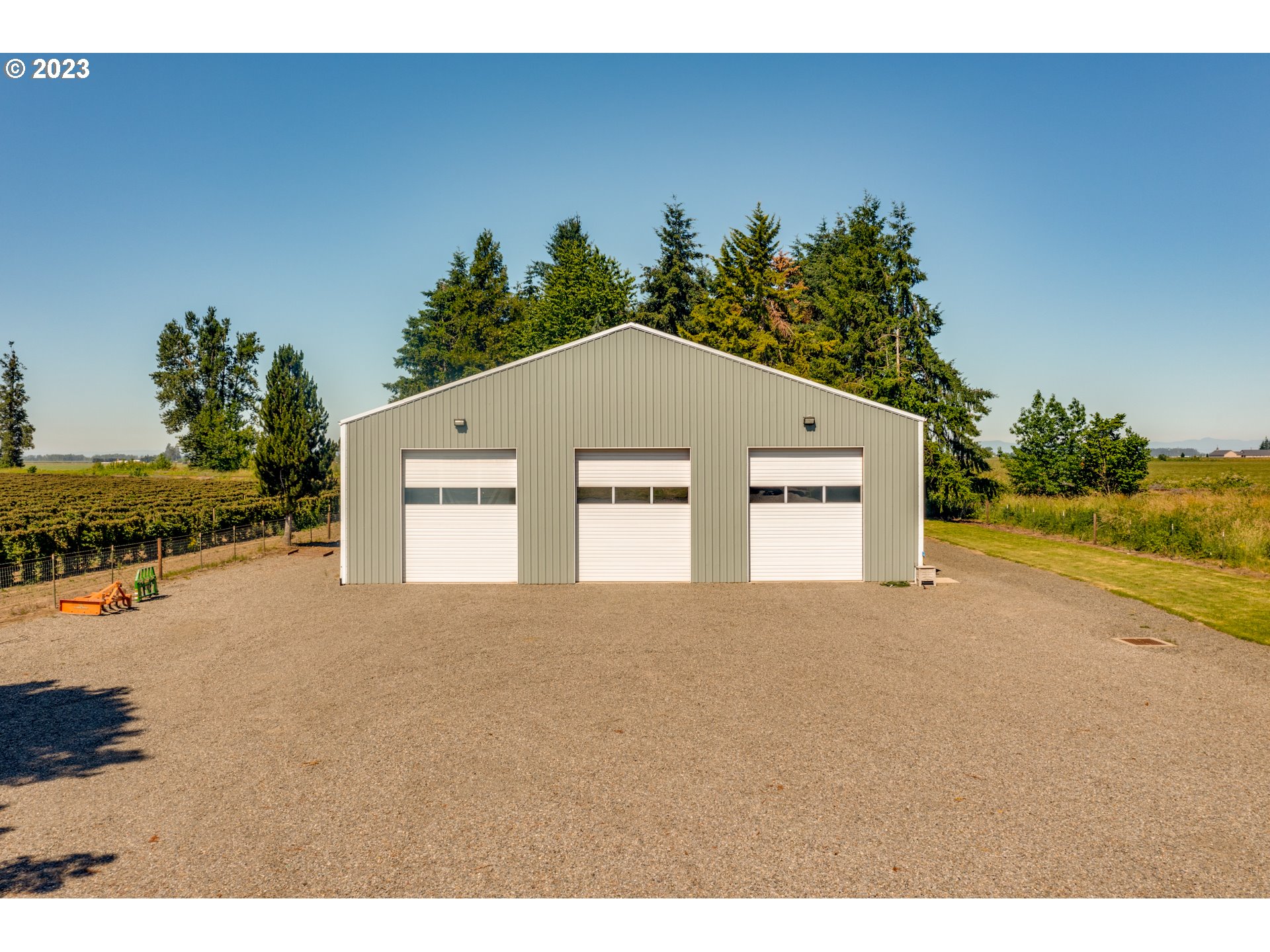 1675 South Boones Ferry Road Woodburn, OR 97071 - Photo 18 of 45 a view of a house with a yard
