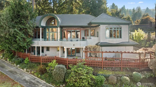 $3,420,000 | 16340 Maplewild Avenue Southwest, Burien, WA 98166