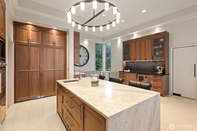 $3,420,000 | 16340 Maplewild Avenue Southwest, Burien, WA 98166