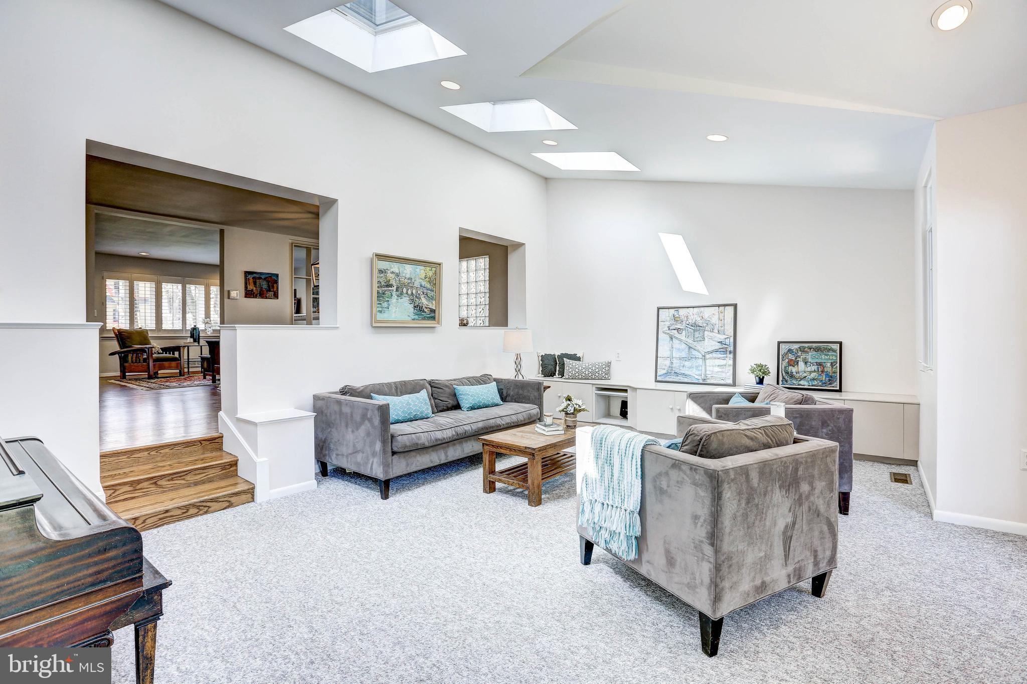 1015 Woodside Parkway Silver Spring, MD 20910 - Photo 15 of 60 Family room w/cathedral ceilings.