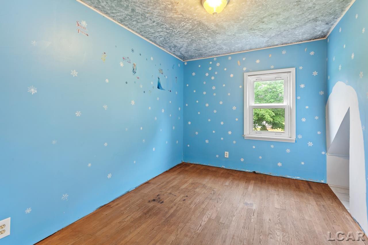 305 West Russell Road Tecumseh, MI 49286 - Photo 12 of 16 Bedroom 3