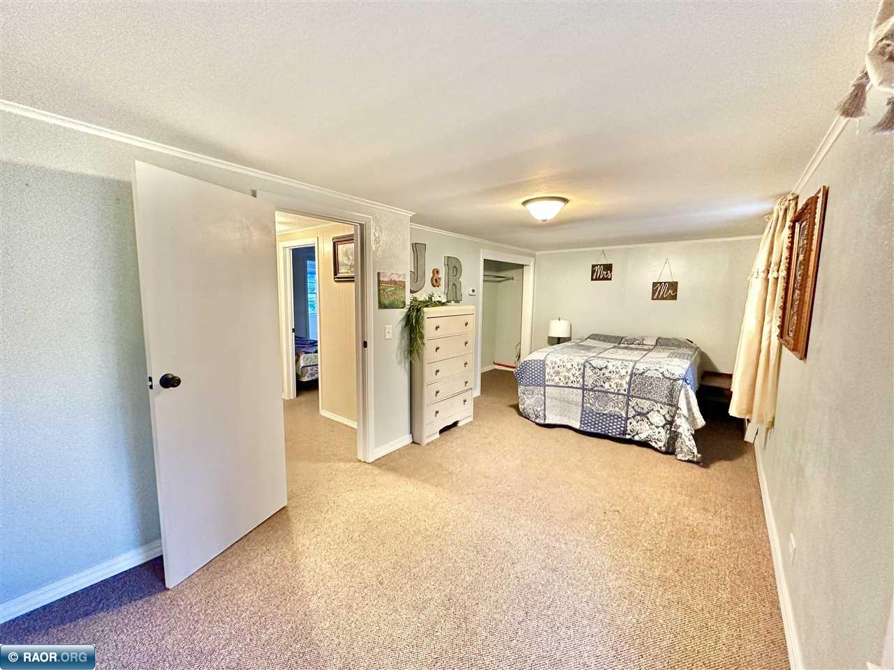 325 11th Street South Virginia, MN 55792 - Photo 9 of 24