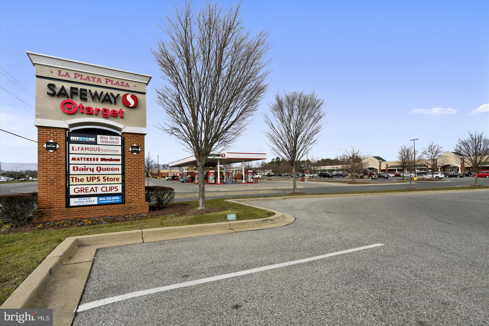 19 Walnut Hill Road La Plata, MD 20646 - Photo 64 of 67 Local Stores