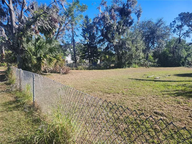 $75,000 | 820 Northwest 9th Street, Mulberry, FL 33860