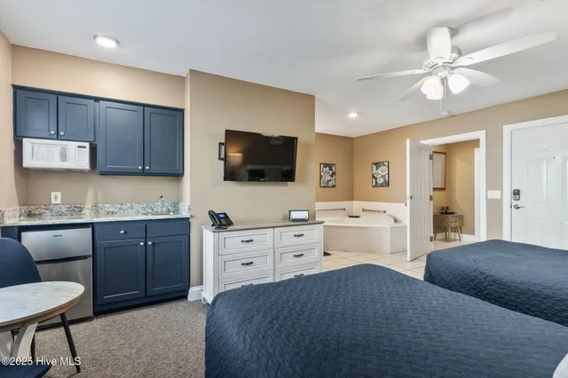 $238,500 | 330 South Middleton Drive Northwest, Unit 1301, Calabash, NC 28467