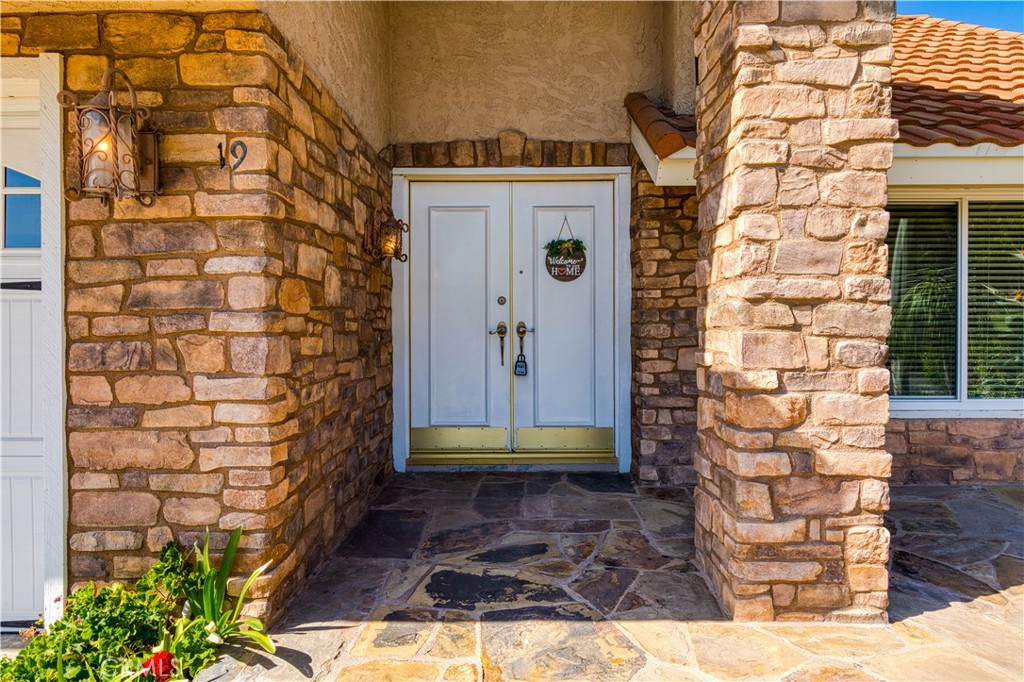 19 Alameda Irvine, CA 92620 - Photo 11 of 55