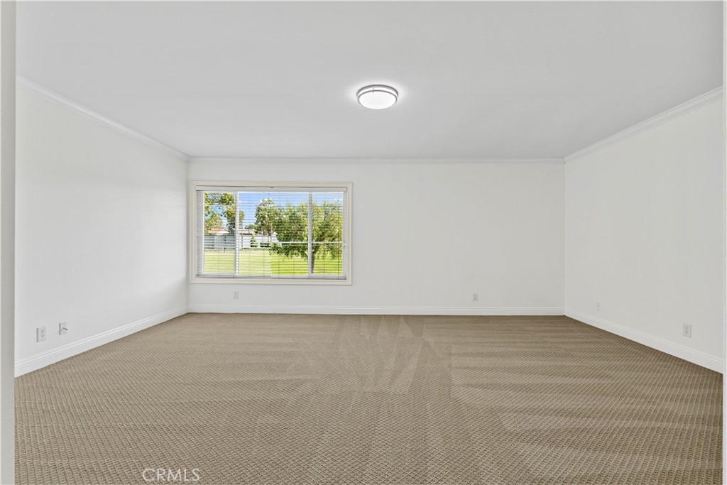 19 Alameda Irvine, CA 92620 - Photo 40 of 55 an empty room with window