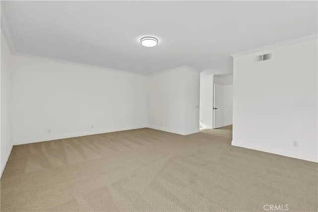 $5,400 | 19 Alameda, Irvine, CA 92620