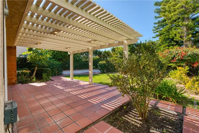 $5,400 | 19 Alameda, Irvine, CA 92620