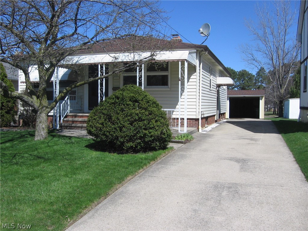 11120 Snow Road Parma, OH 44130 - Photo 1 of 22