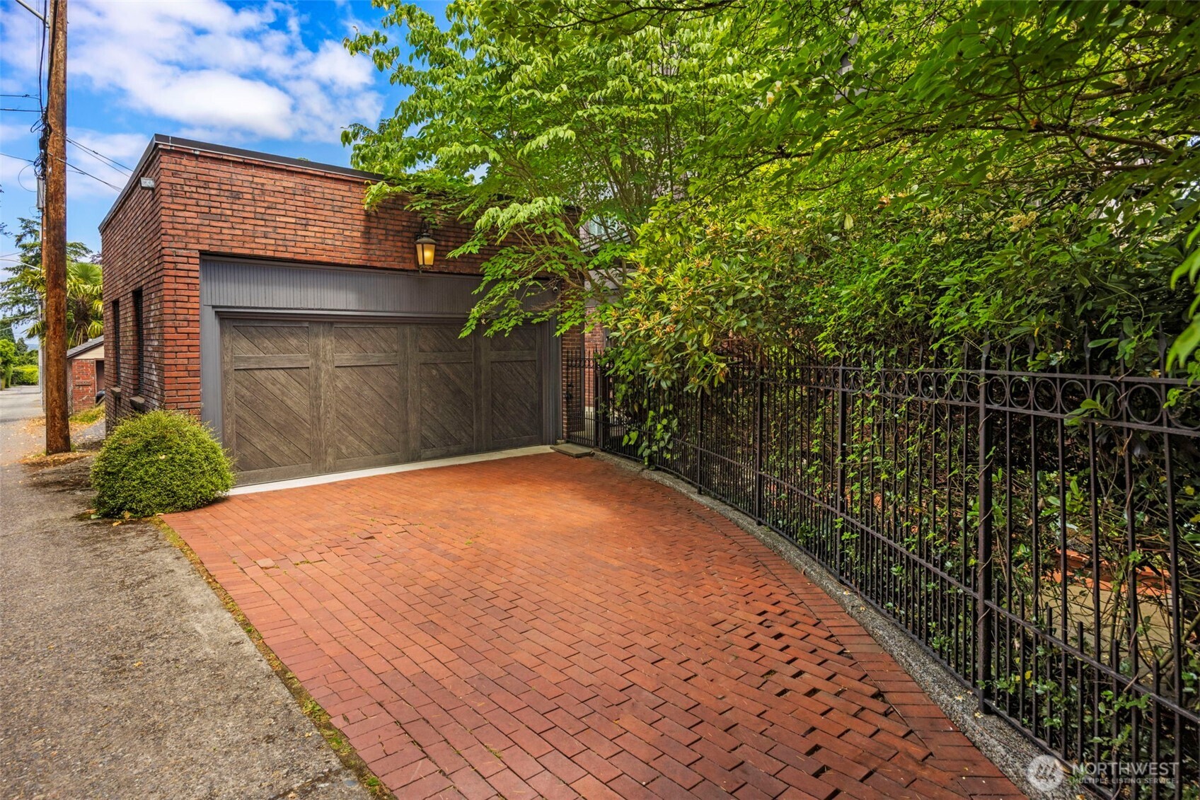 2218 East Prospect Street Seattle, WA 98112 - Photo 37 of 40