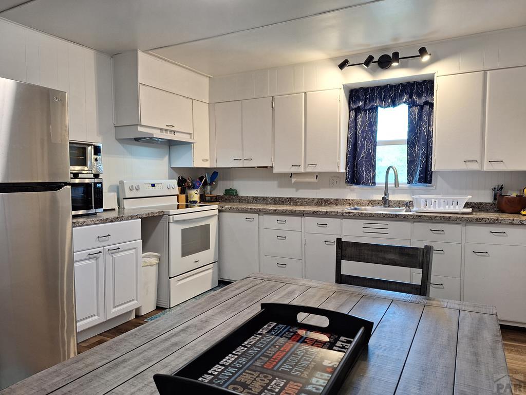1189 Colorado Street Springfield, CO 81073 - Photo 6 of 23
