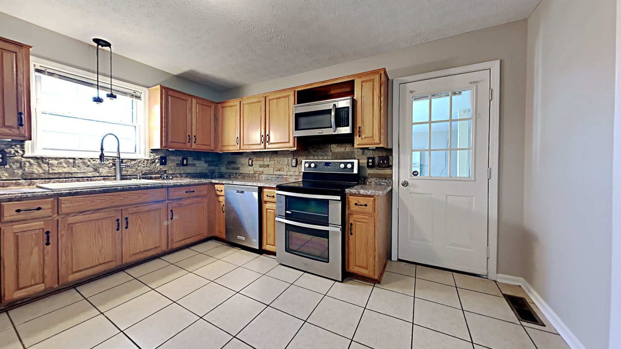 5548 Stacy Springs Road Springfield, TN 37172 - Photo 5 of 20 Gallery Image 5