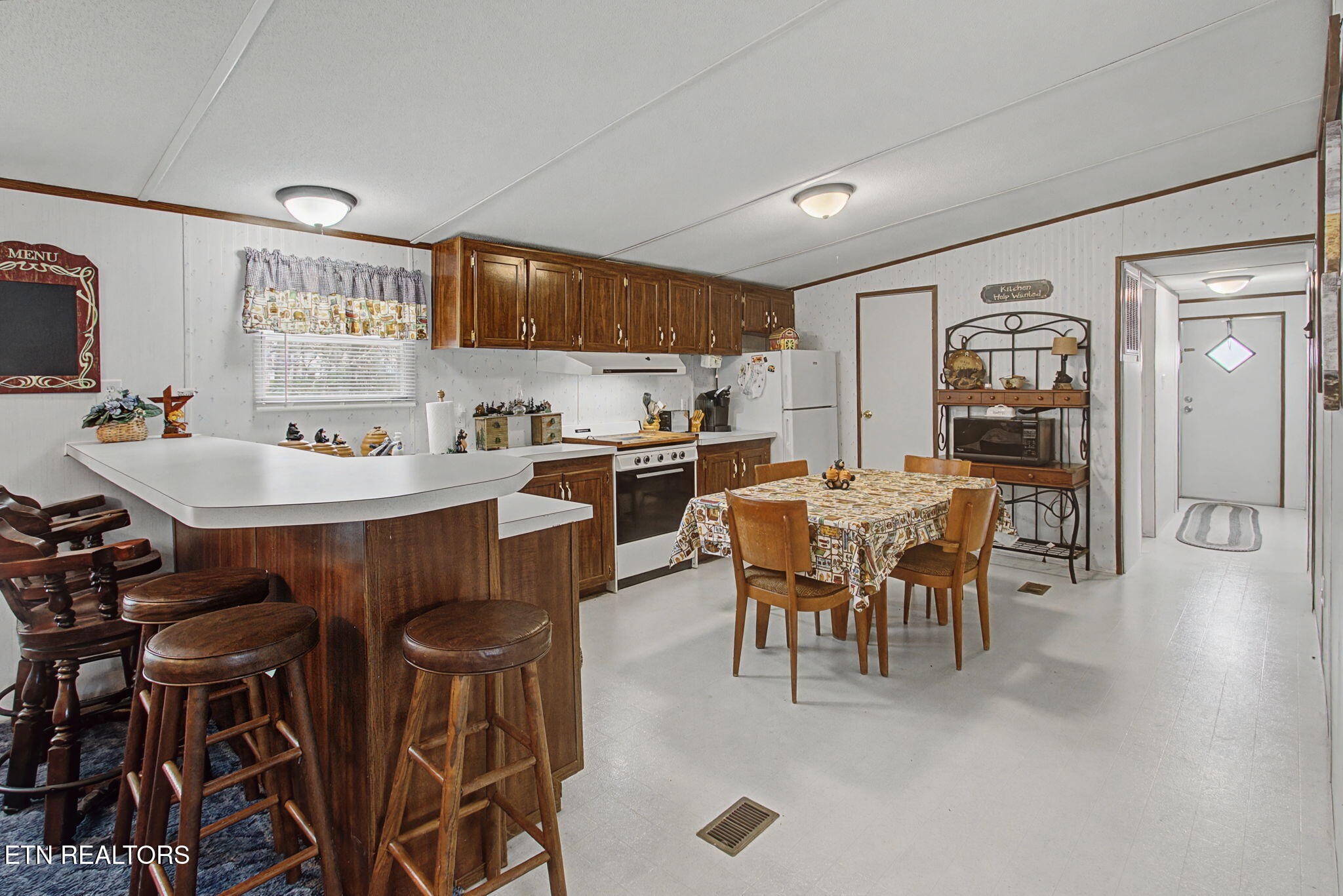 2459 Black Oak Ridge Road Sevierville, TN 37876 - Photo 9 of 60 07_IMG_6231