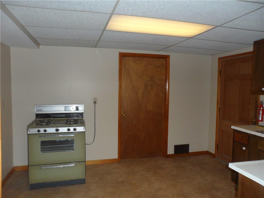 911 McIntyre Road Shelocta, PA 15774 - Photo 3 of 21