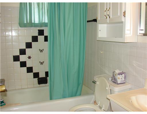 391 Moorehead Road Cabot, PA 16023 - Photo 7 of 8 Other. Full Bath
