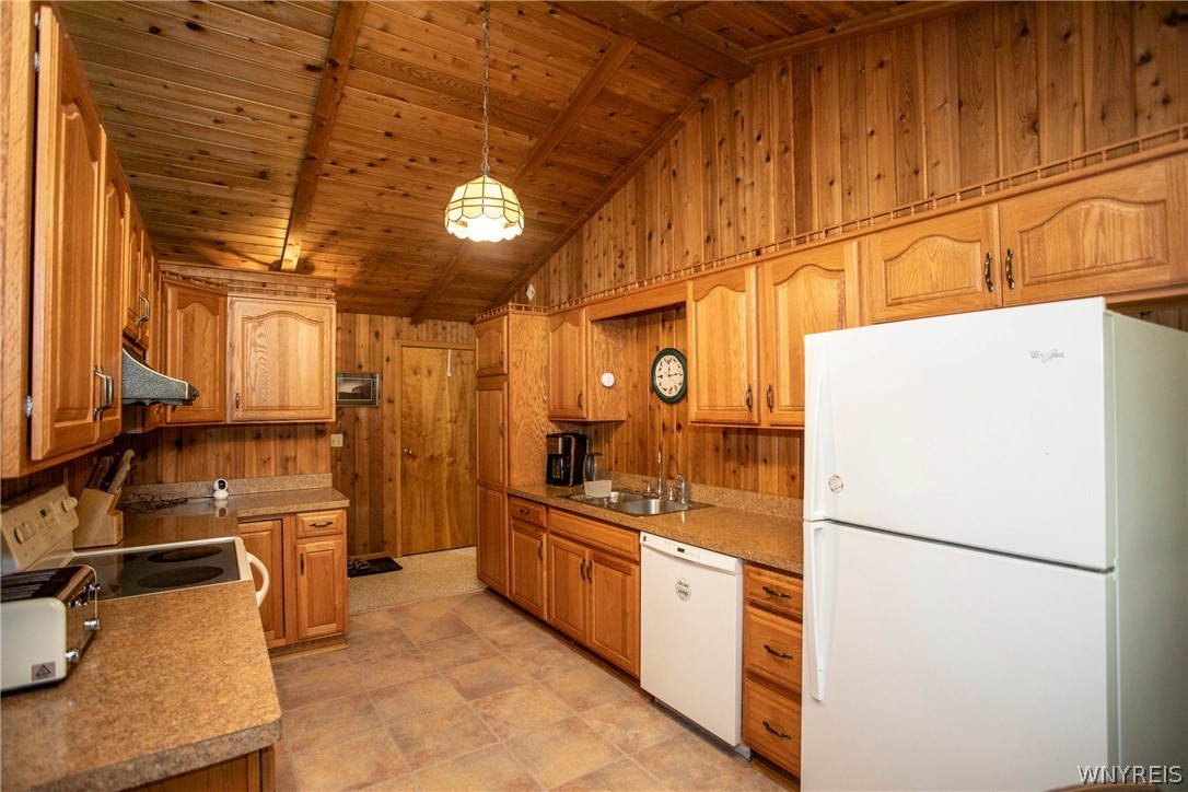 5149 Beeles Road Great Valley, NY 14741 - Photo 3 of 31