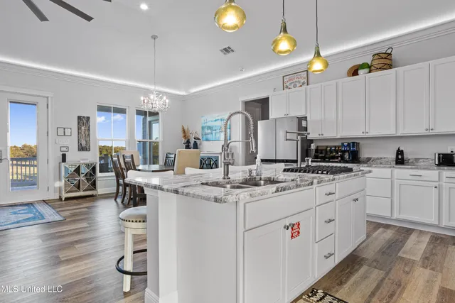 $820,000 | 14 Sherman Avenue, Pass Christian, MS 39571