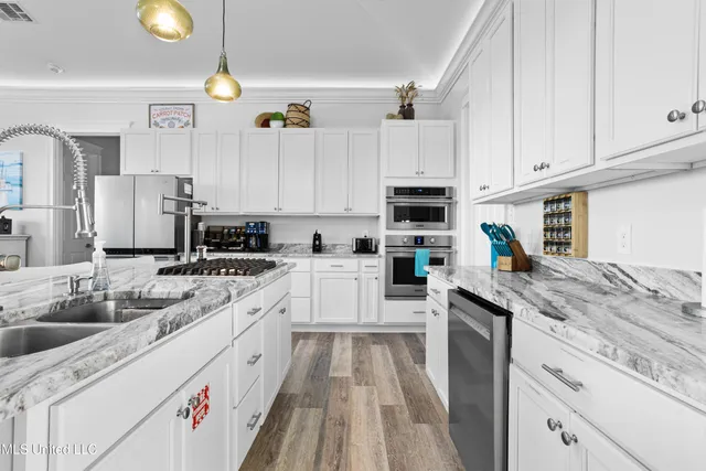 $820,000 | 14 Sherman Avenue, Pass Christian, MS 39571