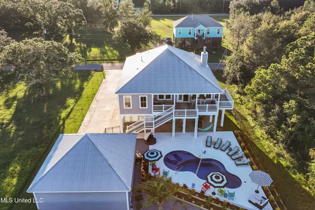 $820,000 | 14 Sherman Avenue, Pass Christian, MS 39571