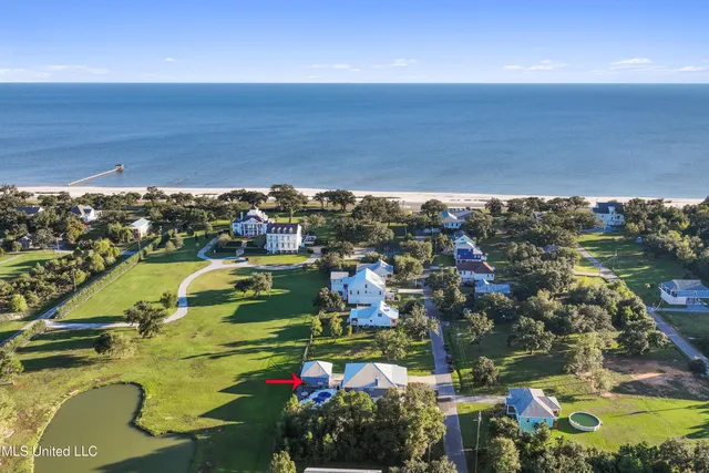 $820,000 | 14 Sherman Avenue, Pass Christian, MS 39571