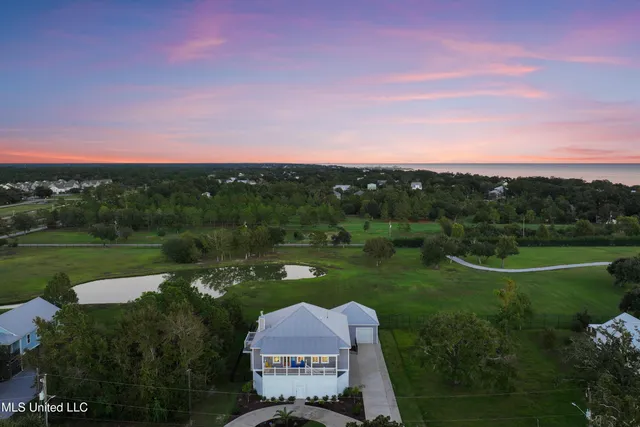 $820,000 | 14 Sherman Avenue, Pass Christian, MS 39571