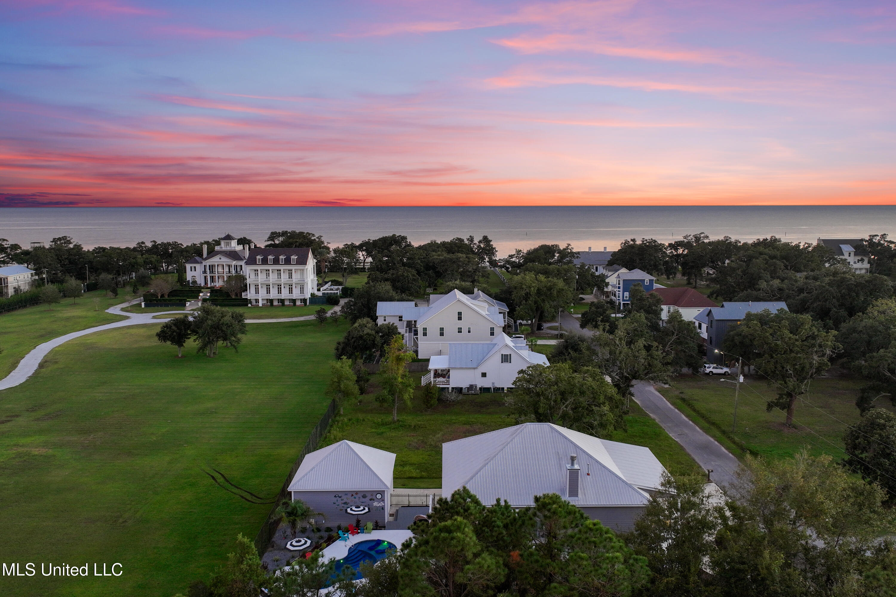 14 Sherman Avenue Pass Christian, MS 39571 - Photo 67 of 86 108