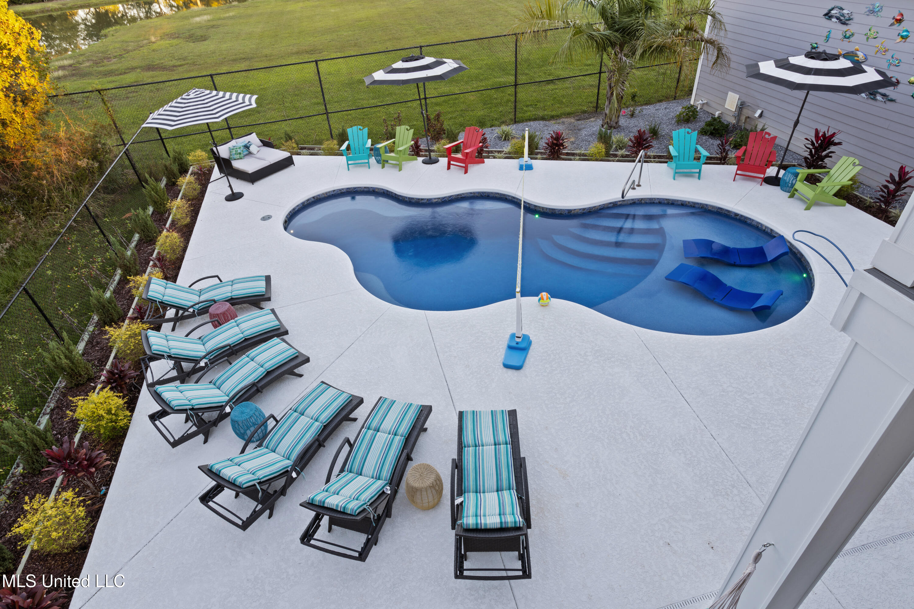 14 Sherman Avenue Pass Christian, MS 39571 - Photo 69 of 86 052