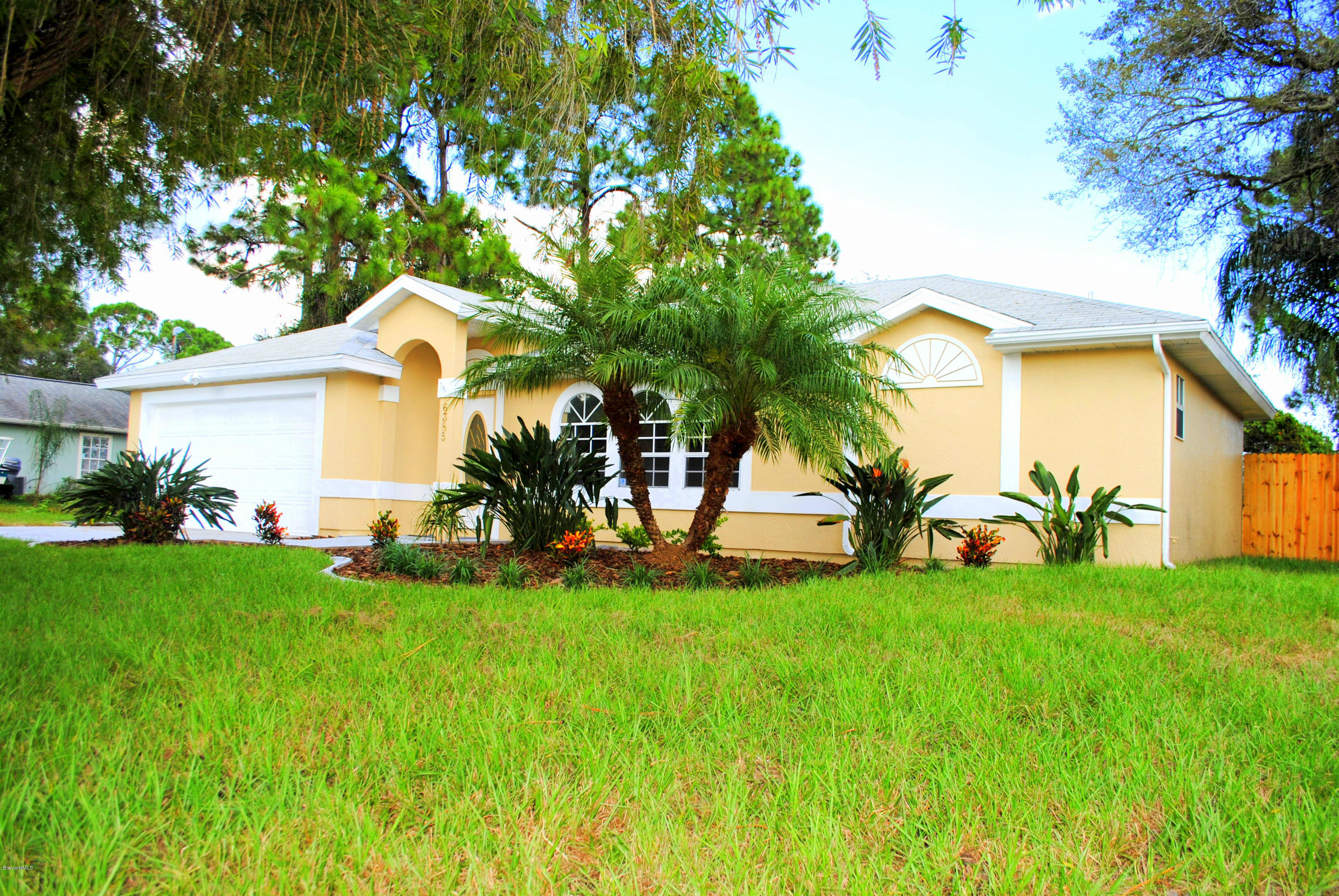 6385 Hunt Road Cocoa, FL 32927 - Photo 1 of 10 Hunt Exterior