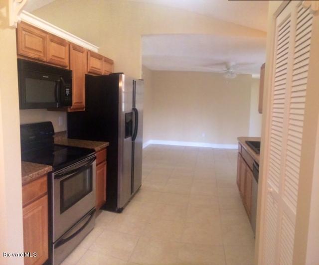 6385 Hunt Road Cocoa, FL 32927 - Photo 7 of 10 Kitchen