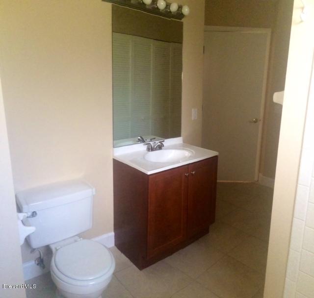 6385 Hunt Road Cocoa, FL 32927 - Photo 10 of 10 Guest Bath