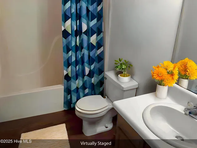 $199,900 | 402 Alice Drive, Unit A & B, Greenville, NC 27834