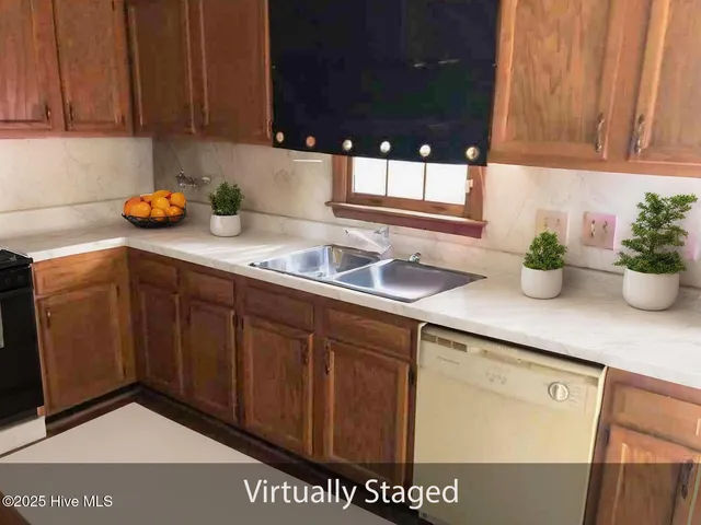 $199,900 | 402 Alice Drive, Unit A & B, Greenville, NC 27834