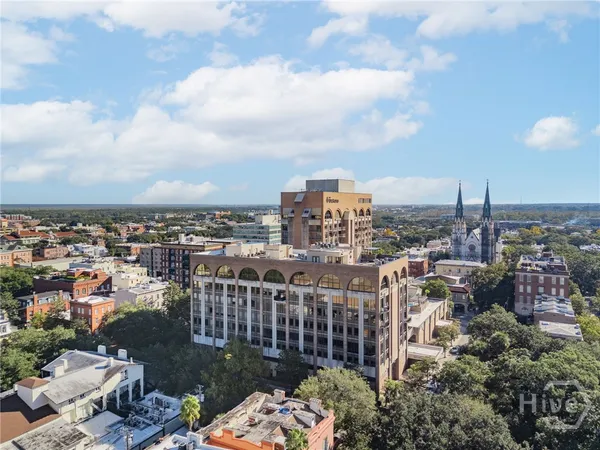 $2,395,000 | 300 Bull Street, Unit 601, Savannah, GA 31401