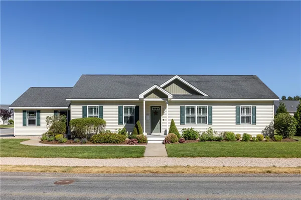 $699,000 | 228 Chickadee Lane, South Kingstown, RI 02879