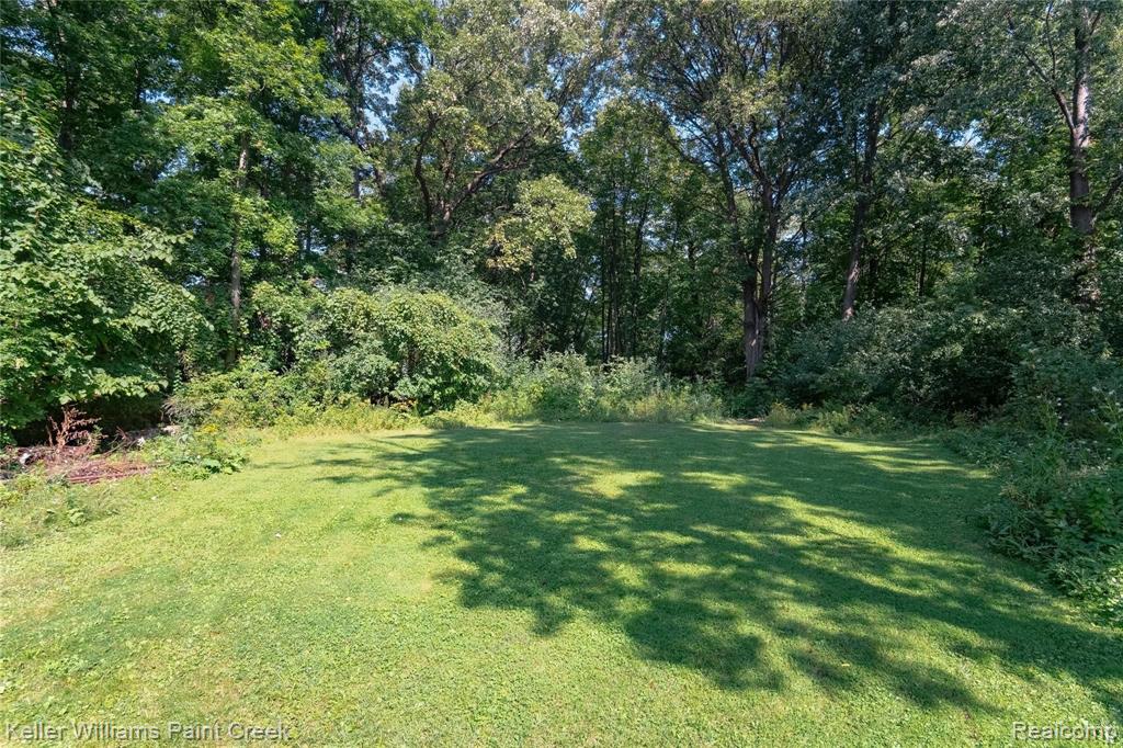 1598 West Auburn Road Rochester Hills, MI 48309 - Photo 11 of 51