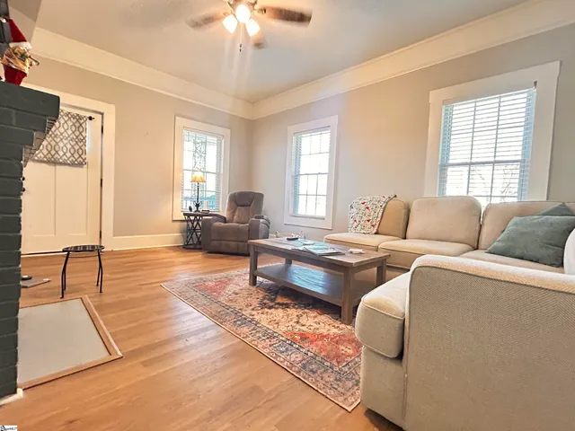 $199,900 | 3 Jesse Street, Laurens, SC 29360