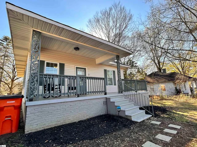 $199,900 | 3 Jesse Street, Laurens, SC 29360