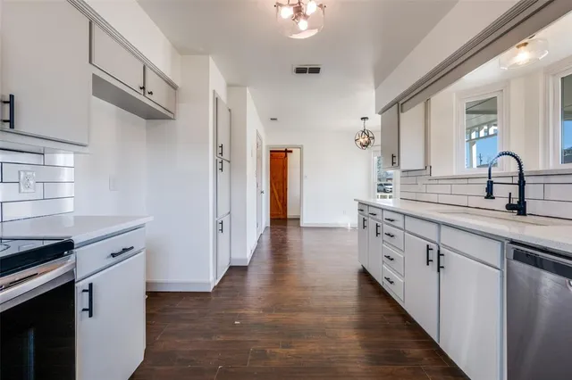 $350,000 | 1333 Brazos Boulevard, Lewisville, TX 75077