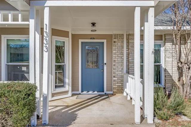 $350,000 | 1333 Brazos Boulevard, Lewisville, TX 75077
