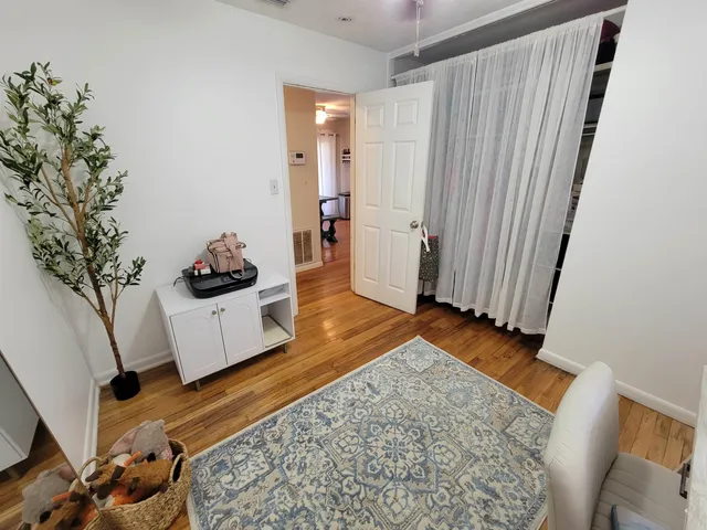 $2,400 | 404 Sable Court, Tallahassee, FL 32304