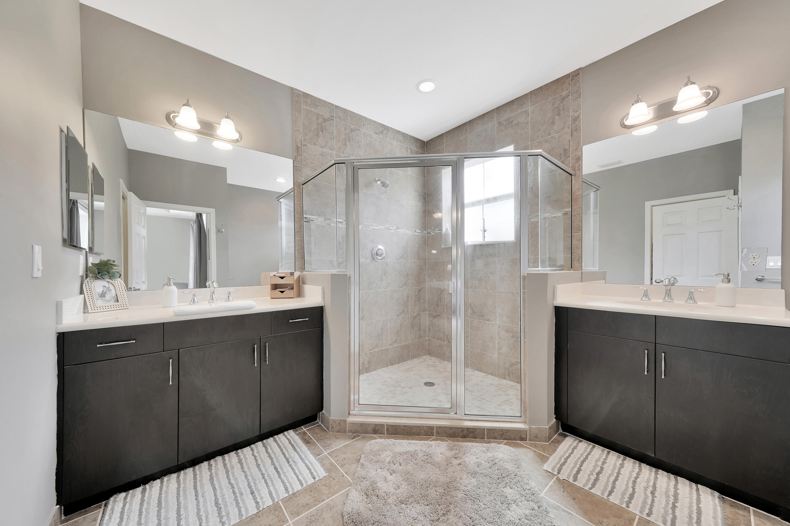 1834 Via Sofia Boynton Beach, FL 33426 - Photo 25 of 39 651CCF4E-F74D-40B1-816B-963DABA1BA70